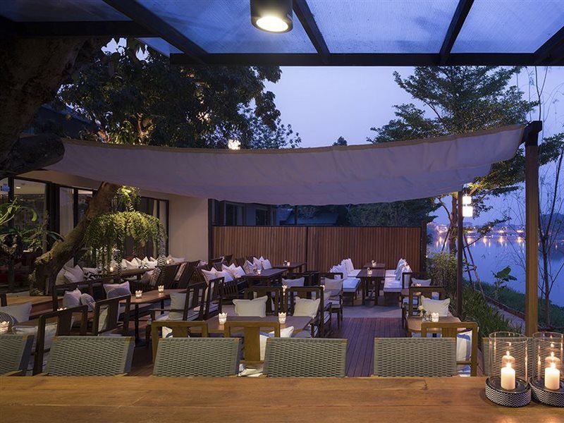Sala Lanna Chiang Mai Hotell Exteriör bild